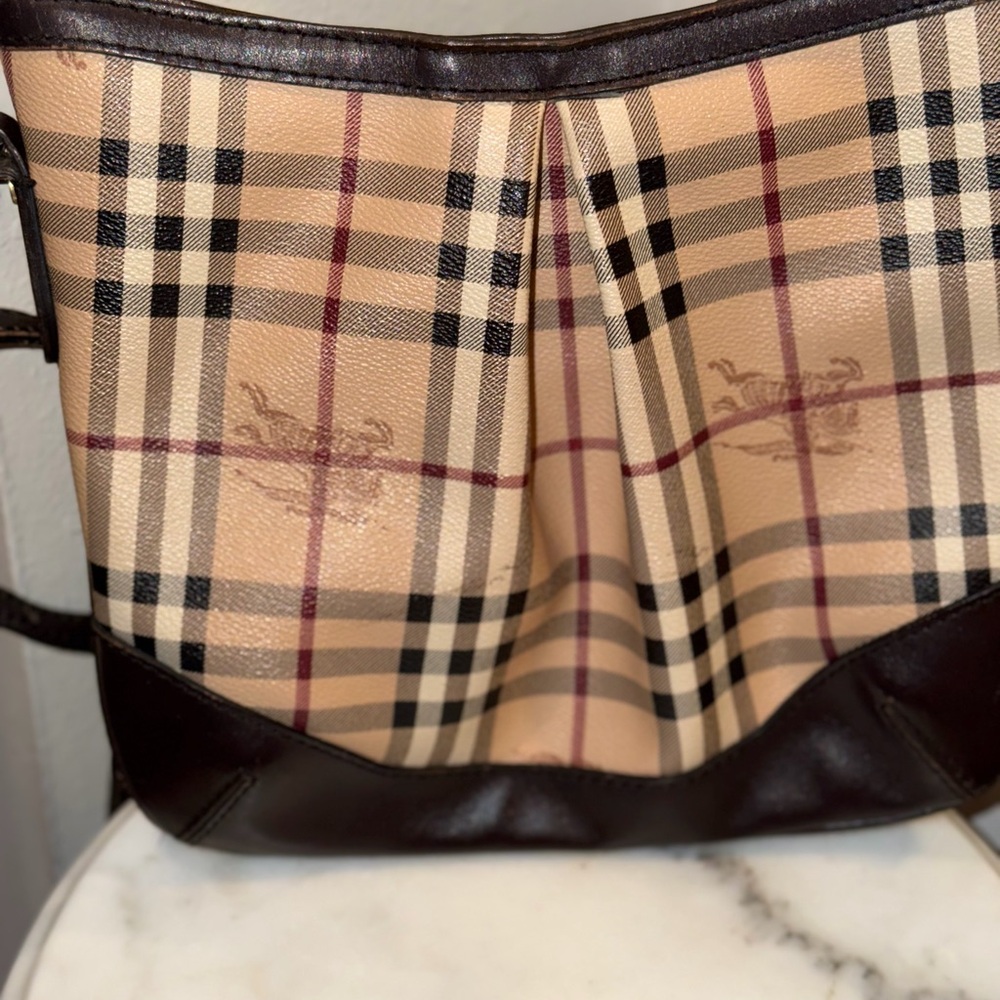 Burberry Haymarket Beige shoulder Bag